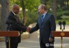 Путин обсуждает с президентом ЮАР двусторонние отношения