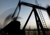 Мировые цены на нефть снижаются после роста на заявлениях ФРС США