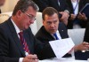 Медведев поручил подготовить обращение к Путину о продлении контрсанкций