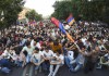 Среди протестующих в Ереване произошел раскол, многие люди остаются на проспекте Баграмяна