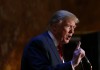 Трамп высказался за временный запрет на въезд мусульман в США