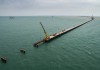 Строители начали возведение моста в Крым на морских участках