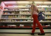 Медведев: продуктовое эмбарго необходимо продлить до конца 2017 года