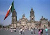 В Мехико десятки тысяч человек вышли на митинг против однополых браков