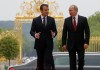 Макрон обсудил с Путиным ситуацию с геями в Чечне