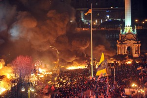  Антиправительственные столкновения демонстрантов с полицией во время их штурма Майдане Незалежности в Киеве, 18 февраля 2014 года.